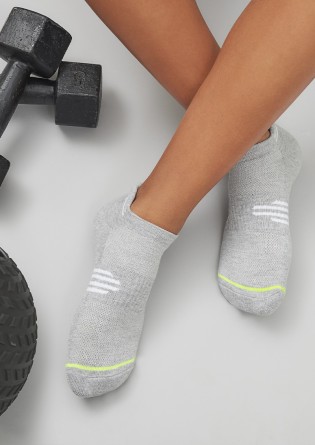 Soquete deportivo hombre...