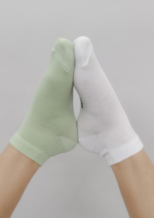 Soquete infantil liso 2