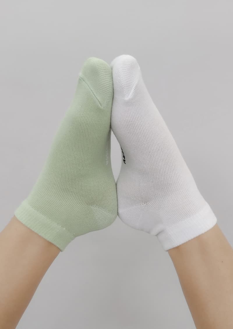 Soquete infantil liso - Imagen 1