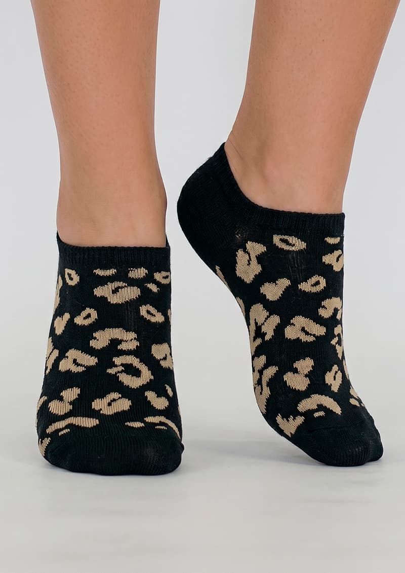 Medias invisible jaguar animal print algodón color negro vista frontal - Marcela Koury